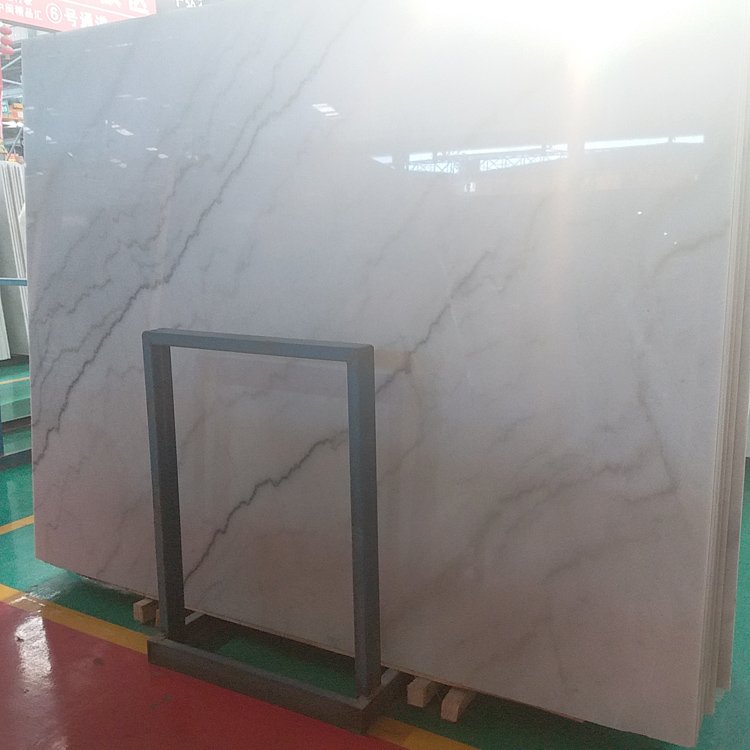 广西白大理石 展现时代简约艺术的空间美学